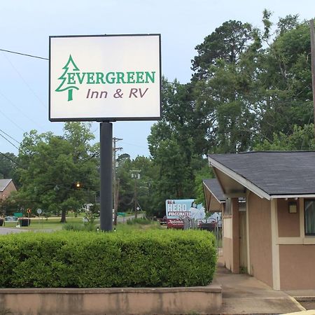 Evergreen Inn And R.V. Winnfield Exterior photo
